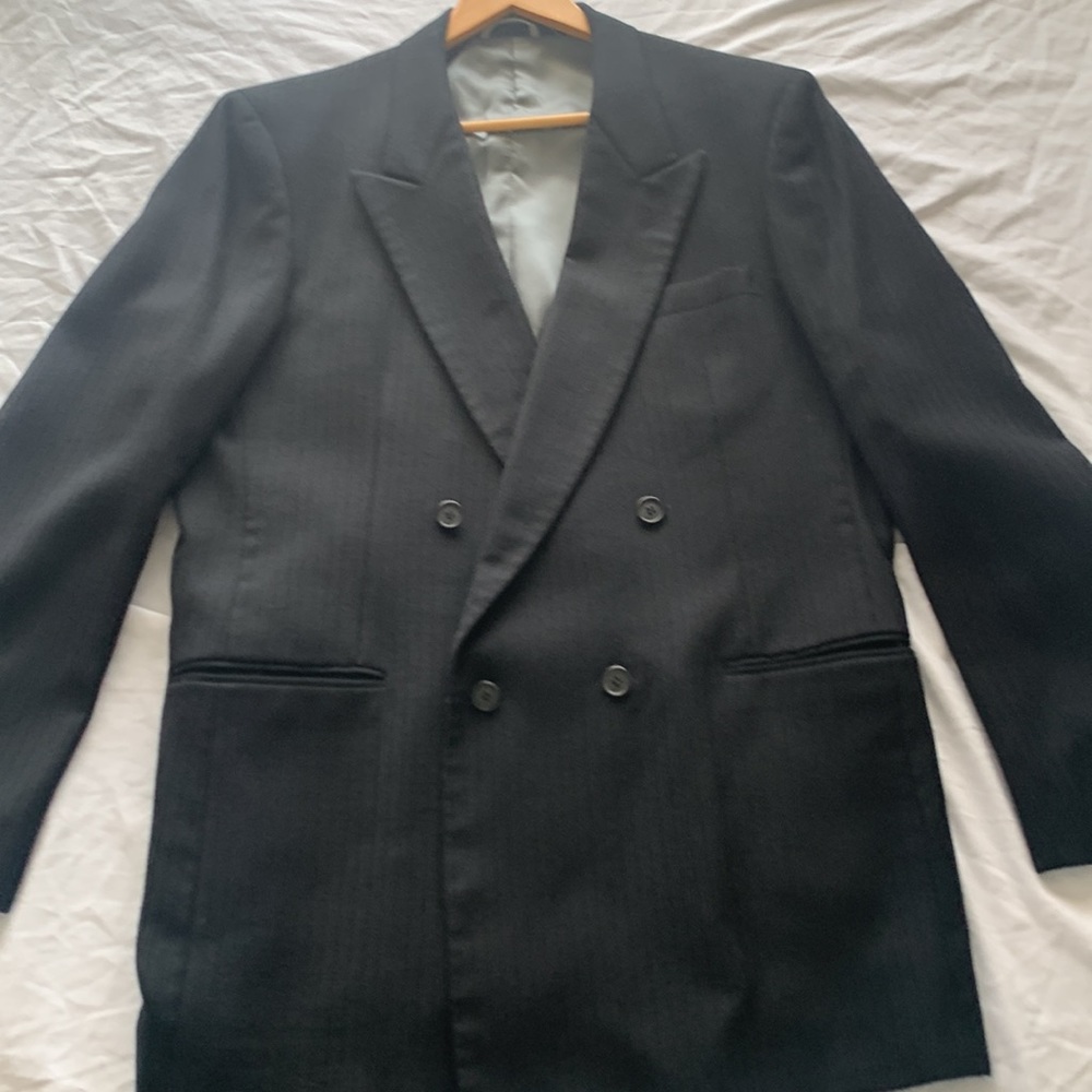 42L Vintage 1970’s Black Varra of Italy 2 Piece Double Breasted Wool Suit